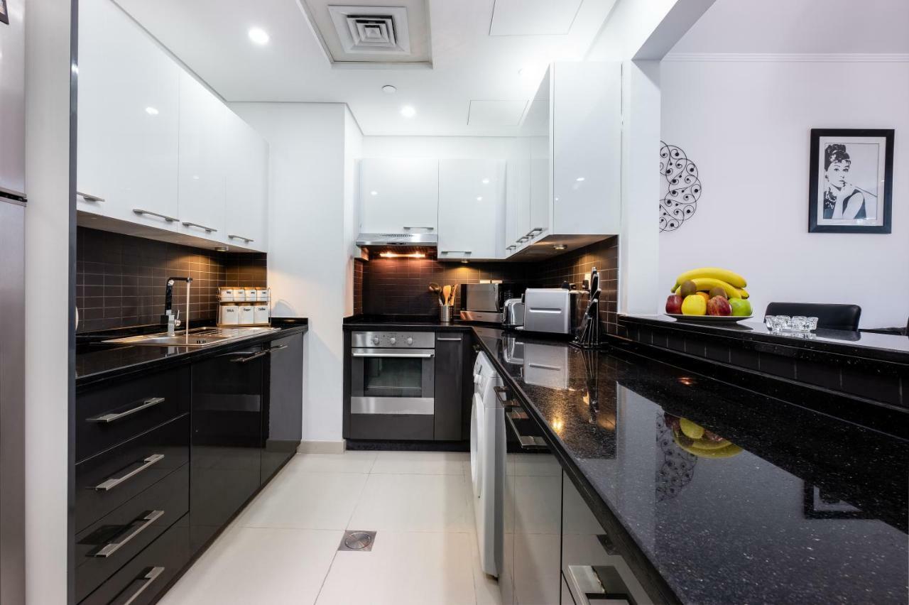 Maison Privee - Big, Bright, Luxury Marina Views Apt Next To Beach 迪拜 外观 照片