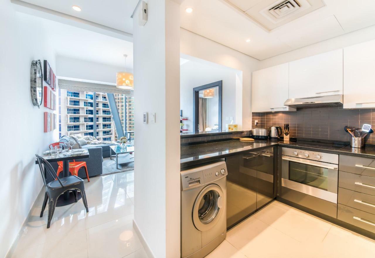 Maison Privee - Big, Bright, Luxury Marina Views Apt Next To Beach 迪拜 外观 照片